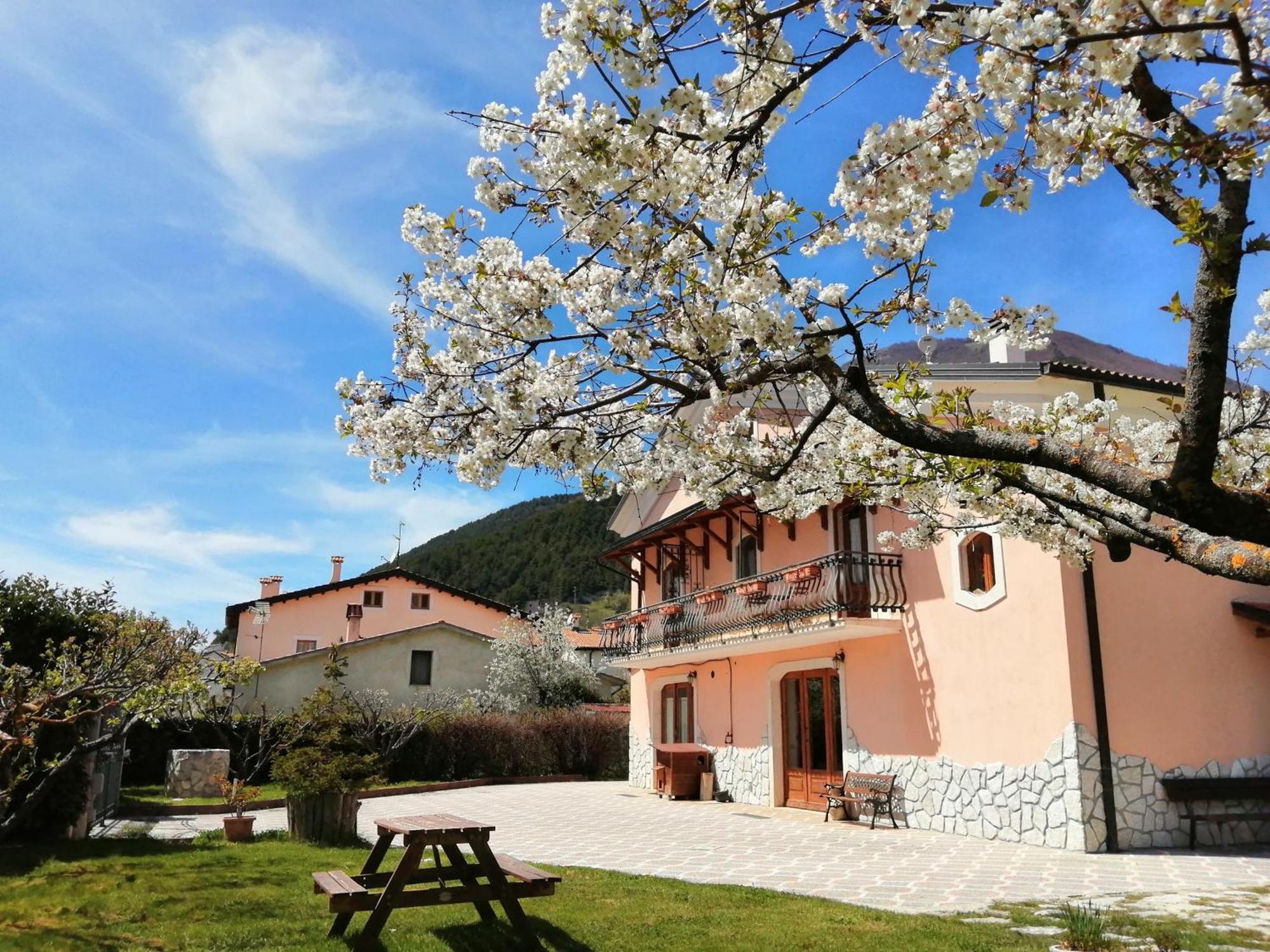 Da Nonna Li Rooms And Breakfast Villetta Barrea Extérieur photo